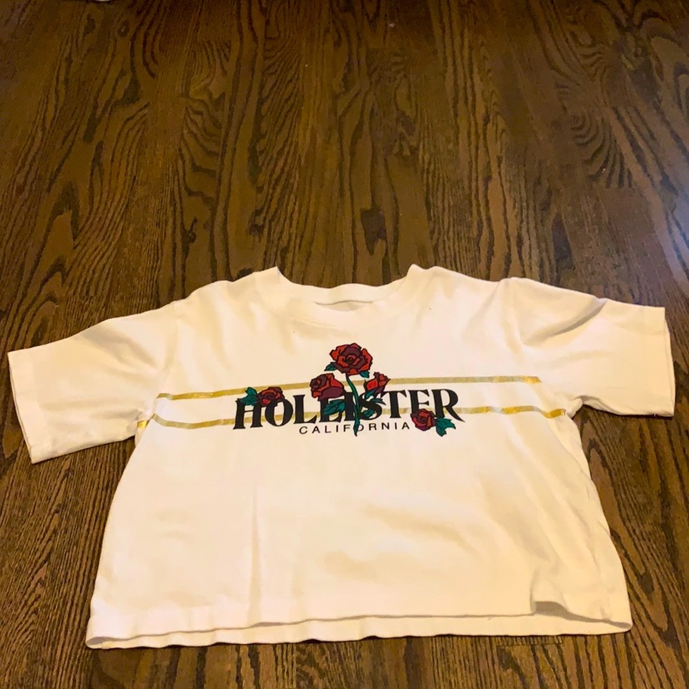 white hollister crop top